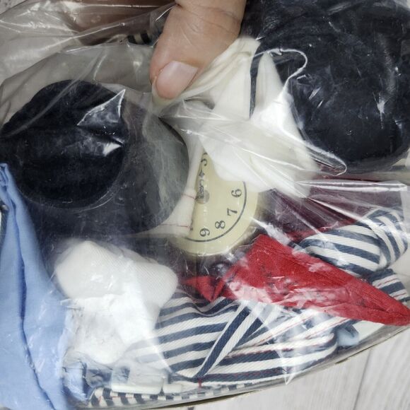 Vintage T.H.T. 1993 Bear Outfit Train Conductor Tender Heart Treasures - Picture 6 of 6